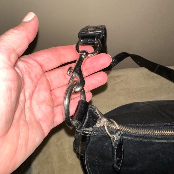 Coach Crossbody/Shoulder bag, black and silver hardware. - Picture 3 of 7